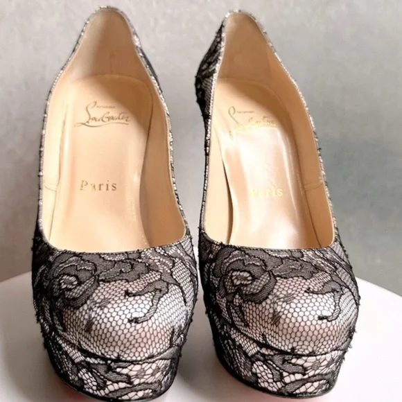 🌺CHRISTIAN LOUBOUTIN 👠 Pink Satin And Black Lace Platform Pump Size: 35.5 - Picture 7 of 13